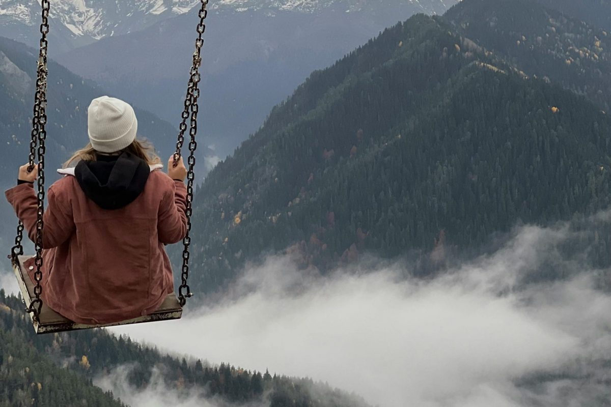 pexels-anastasi-resnyanskaya-2151356066-31659583